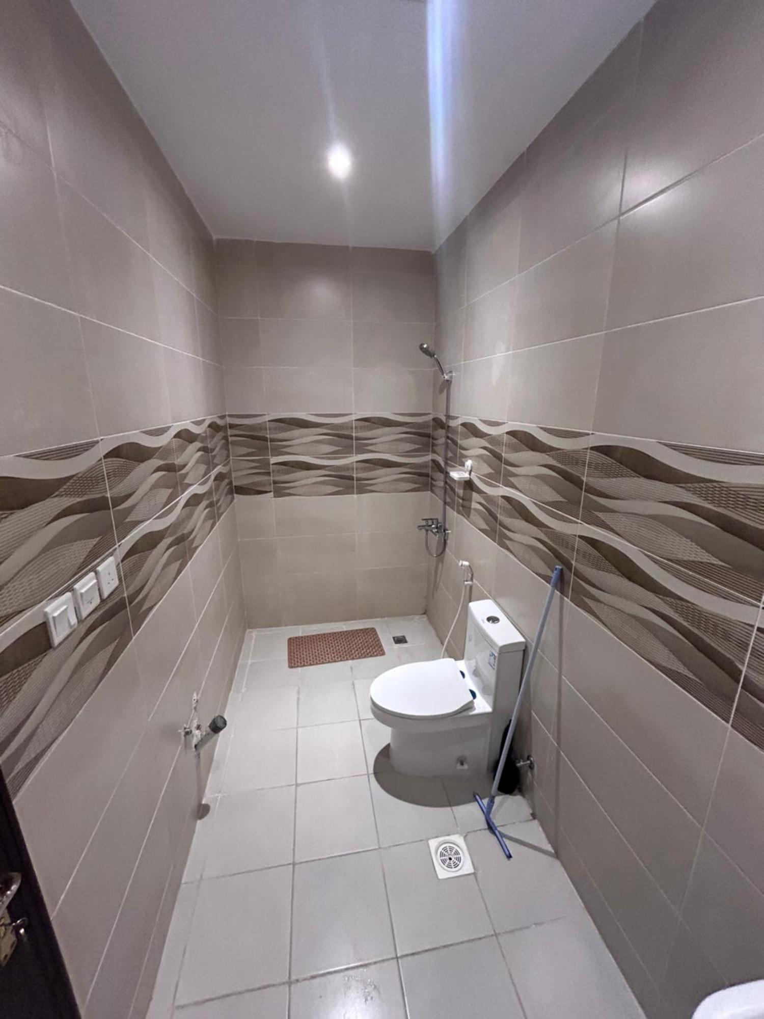 Apartment اربع غرف نوم بصالة أنيقة Jeddah